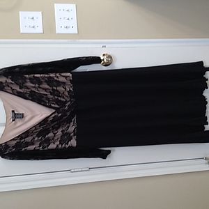 Semi formal lace dress. Size 18